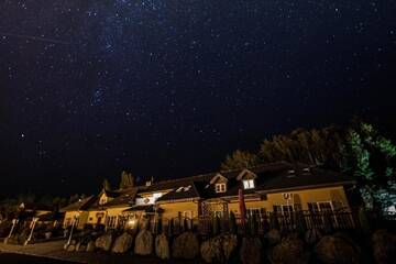Фото Апарт-отели Karczma Skalna Apartamenty, Pokoje i Restauracja г. Милкув 4