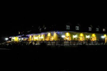 Фото Апарт-отели Karczma Skalna Apartamenty, Pokoje i Restauracja г. Милкув 5