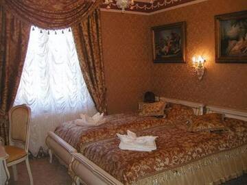 Фото номера Двухместный номер с 1 кроватью Отели типа «постель и завтрак» Hotel Restauracja Karkonosze г. Милкув 8